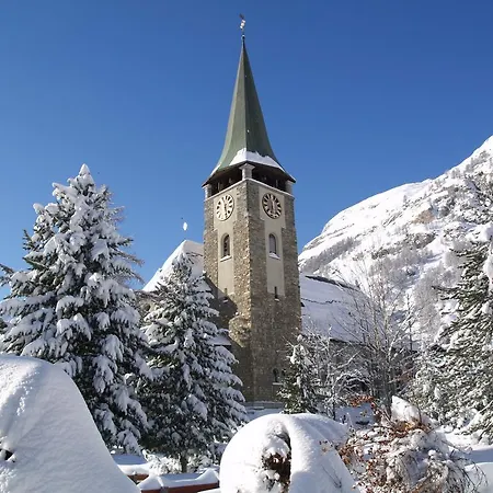 思维斯菲儿公寓酒店 *